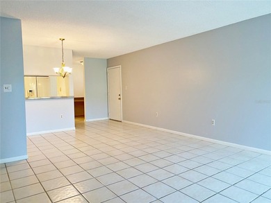 Come see this wonderful, first floor, corner, well-maintained - photo 4