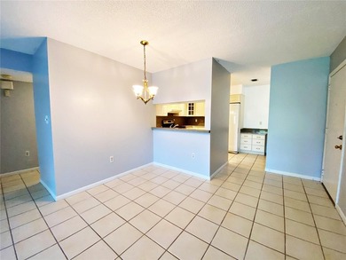 Come see this wonderful, first floor, corner, well-maintained - photo 7