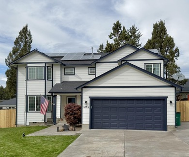 Upper Klamath Lake Home For Sale in Klamath Falls Oregon