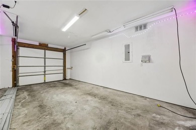 THERE'S PLENTY OF SPACE TO SPREAD OUT IN THIS FOUR-BEDROOM HOME - photo 31