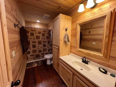 REDUCED REDUCED!! Motivated Seller!! A perfect lake getaway or - photo 4