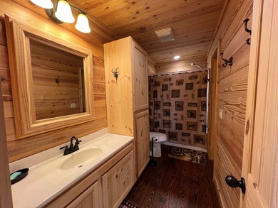 REDUCED REDUCED!! Motivated Seller!! A perfect lake getaway or - photo 6
