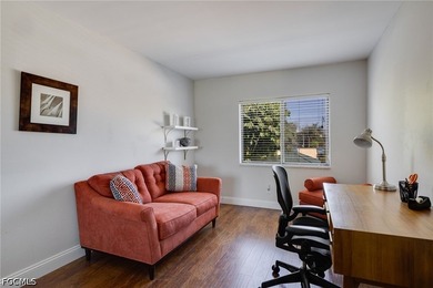 Come check out this gorgeous 2 story , 3 bedroom 2 & 1/2 bath - photo 7