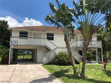Brand New Roof and newer Airconditioners! Income-producing from - photo 1