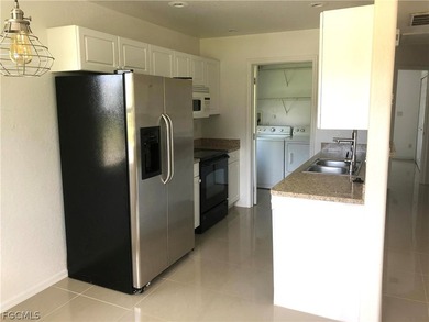 Brand New Roof and newer Airconditioners! Income-producing from - photo 3