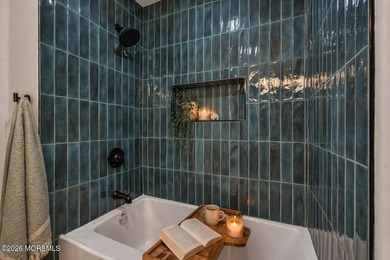 WOW! Total renovation on this gorgeous 55+ community home in - photo 9