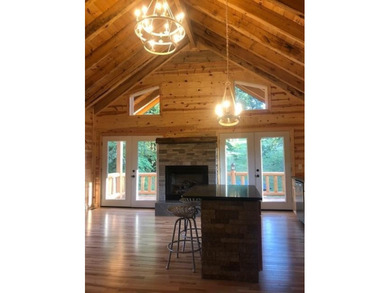 Stop searching- because here it is! Great location! This - photo 2
