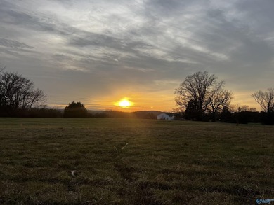 Welcome to peaceful country living at its finest! Built in 2020 - photo 2