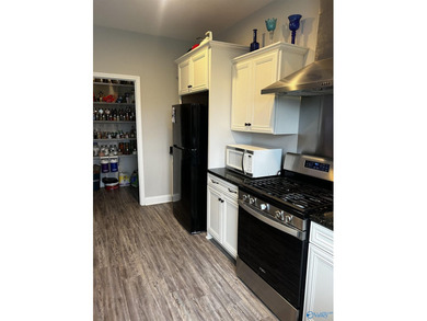Welcome to peaceful country living at its finest! Built in 2020 - photo 6