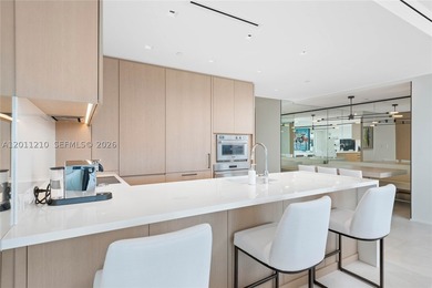 EXPERIENCE FISHER ISLAND LIVING AT ITS FINEST IN THIS - photo 8
