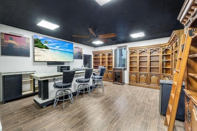 Experience the ultimate blend of coastal elegance, privacy, and - photo 20