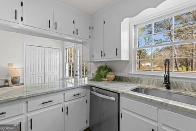 Welcome to your lakefront retreat on beautiful Lake Tobesofkee - photo 22