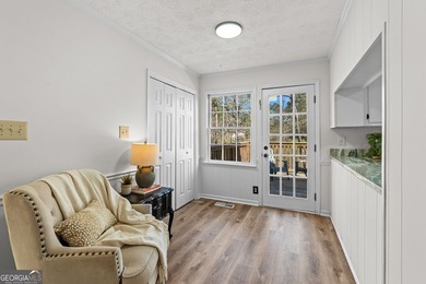 Welcome to your lakefront retreat on beautiful Lake Tobesofkee - photo 24