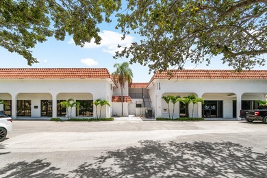 Introducing a prime opportunity for office building investors in - photo 1