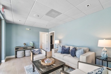 Introducing a prime opportunity for office building investors in - photo 8