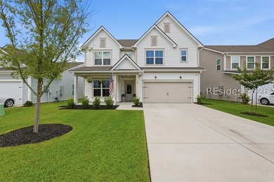 Better than new, move-in ready home in Malind Bluff Waterfront - photo 1
