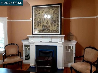 Stunning Victorian. Nob Hill Location. Many original details of - photo 12
