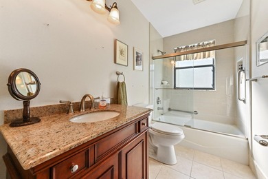 Discover the perfect blend of comfort and convenience in this - photo 15