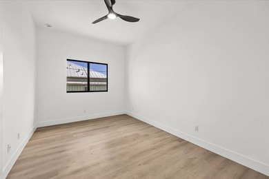 Beautifully designed CBS New Construction Home with modern style - photo 21