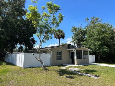 Under contract-accepting backup offers. Beautifully renovated - photo 3