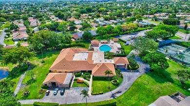 Discover the perfect blend of comfort and convenience in this - photo 23