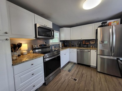 PRICE REDUCED!! Seller motivated. Fully remodeled and move-in - photo 5