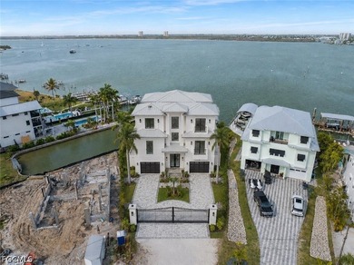 Introducing an exceptional direct bayfront lot on the - photo 6
