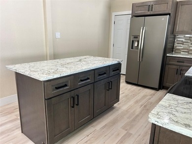 Under contract-accepting backup offers. Beautifully renovated - photo 9