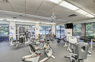 Discover the perfect blend of comfort and convenience in this - photo 33