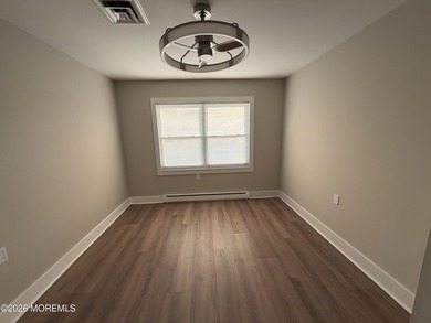 The Baronet you've been waiting for is finally on the market! - photo 45