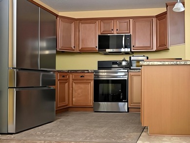 Move-In Ready Gem with Modern Upgrades & Private Wooded Views! - photo 4