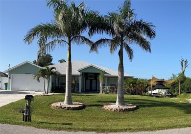 Port Charlotte Waterway Area Home For Sale in Port Charlotte Florida