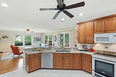 Searching for a Sun City Hilton Head home with room to entertain - photo 17