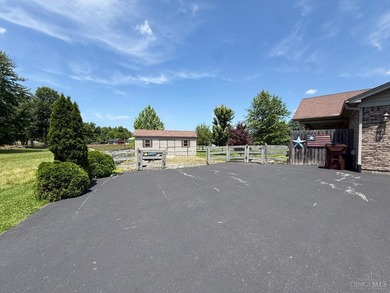 Absolutely immaculate custom brick ranch home in the gated - photo 33