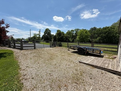 Absolutely immaculate custom brick ranch home in the gated - photo 34
