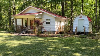 Tucked away along the river in the quiet countryside of Cordova - photo 1