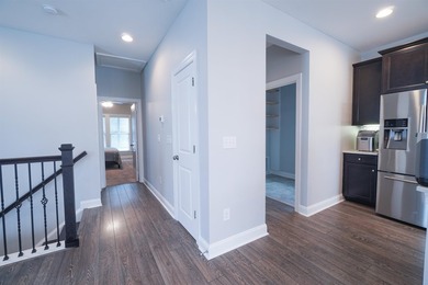 ***OPEN HOUSE Sunday July 5th 1-3pm*** Coastal Charm on the pond - photo 4