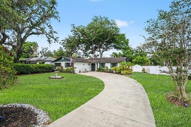 Welcome to this inviting 3-bedroom, 2-bath home in the heart of - photo 1