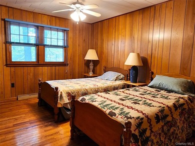Private Smallwood Oasis! This three bedroom, one full and one - photo 15
