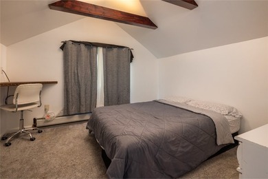 If you're searching for a home that's cute as a button, move-in - photo 18