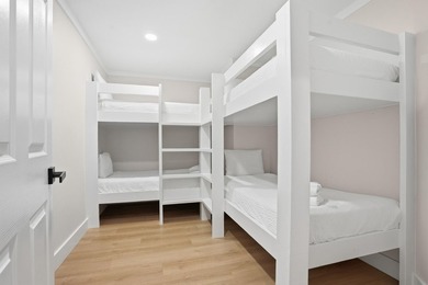 Discover the perfect blend of comfort, style, and income - photo 18