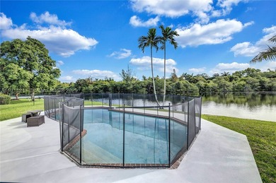 Property for sale! Great income, 92% occupancy, 5 star reviews - photo 8