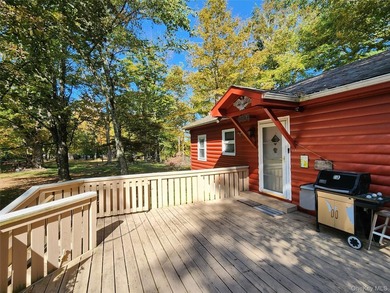Private Smallwood Oasis! This three bedroom, one full and one - photo 21