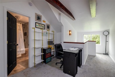 If you're searching for a home that's cute as a button, move-in - photo 22