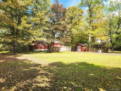 Private Smallwood Oasis! This three bedroom, one full and one - photo 25