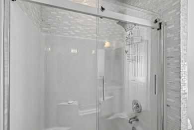 ***VA ASSUMABLE LOAN AT 3.75% FOR VA ELIGIBLE BUYERS*** This - photo 26