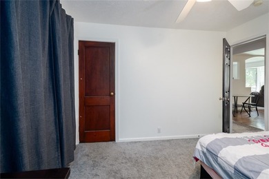 If you're searching for a home that's cute as a button, move-in - photo 29