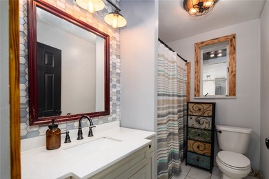 If you're searching for a home that's cute as a button, move-in - photo 30