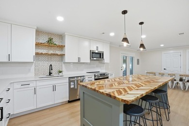 Discover the perfect blend of comfort, style, and income - photo 30