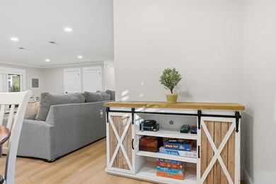 Discover the perfect blend of comfort, style, and income - photo 37